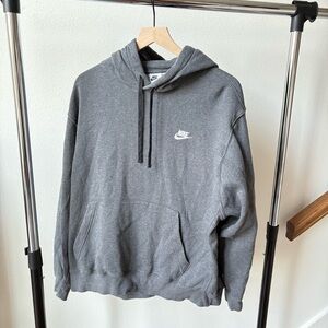 Nike Sweatshirt Mens Size XL Gray Pullover Hoodie Athletic Outdoor BV2654 071